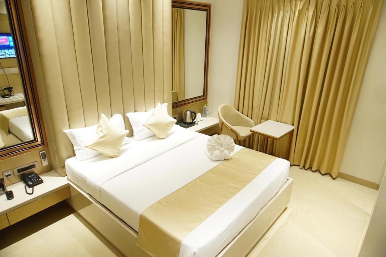 Hotel Red Orchid Kanpur Exterior foto